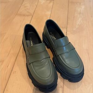 ALOHAS Women's Olive Green Loafers